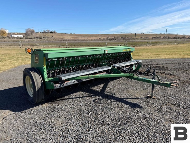 john-deere-450-image-7