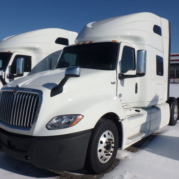 2023 INTERNATIONAL LT