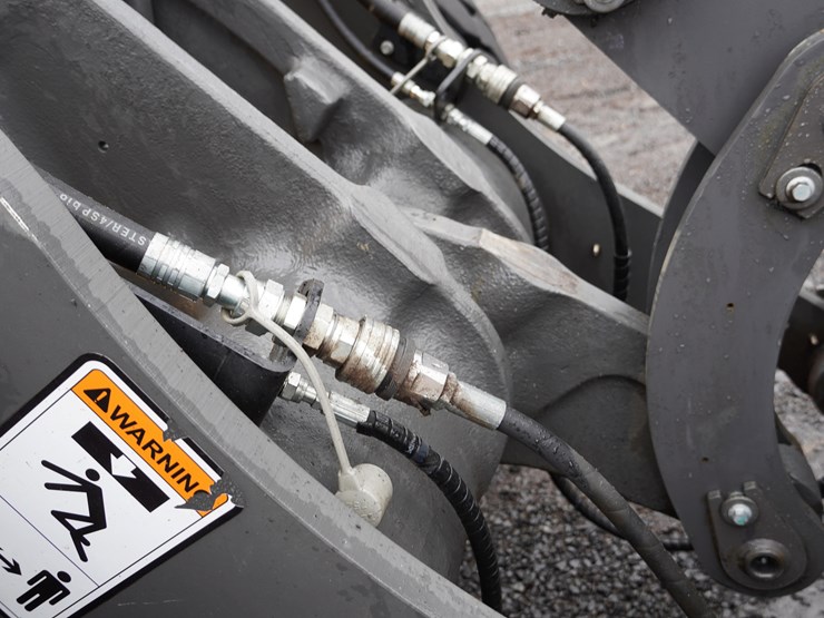 2022-volvo-l60h-image-53