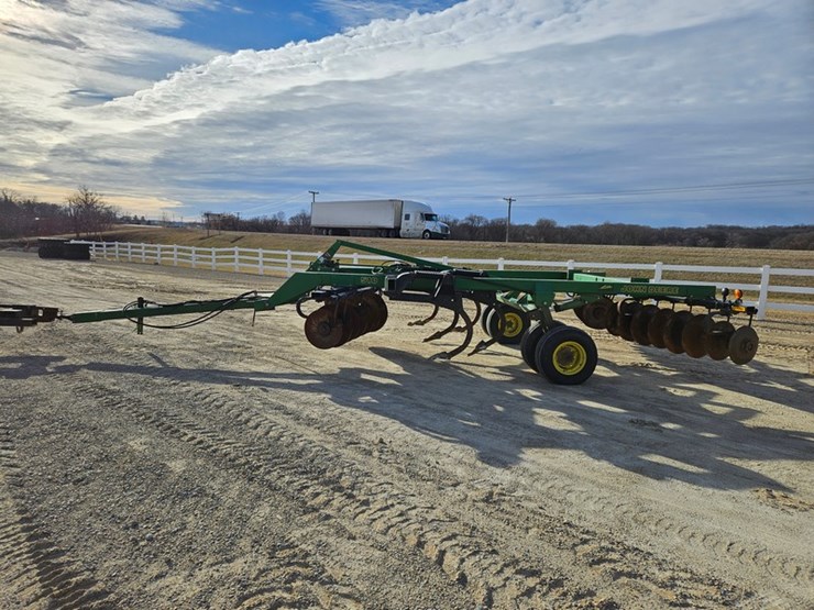 john-deere-510-image-2