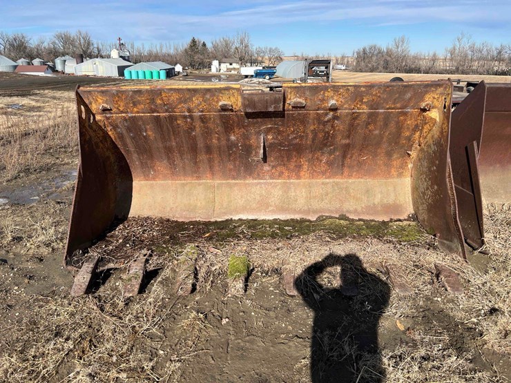 wheel-loader-bucket-image-2