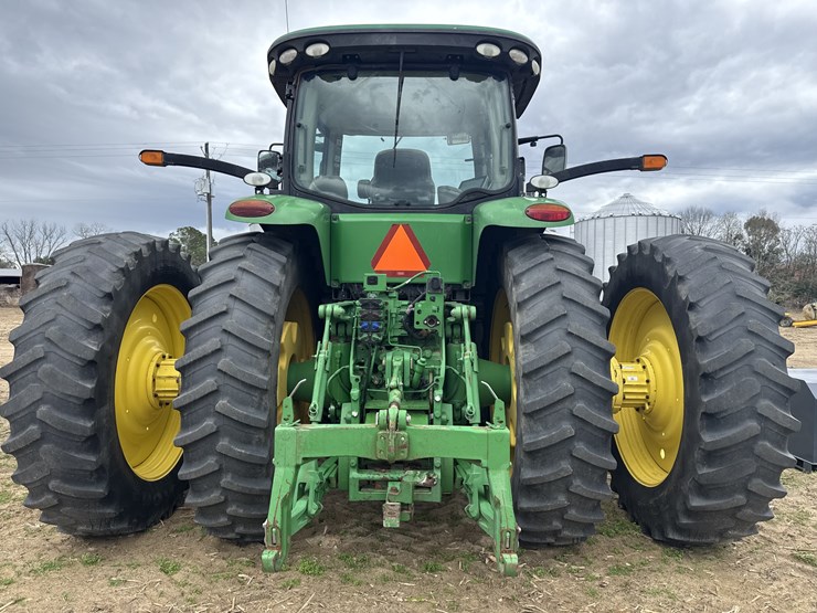 john-deere-8245r-image-8