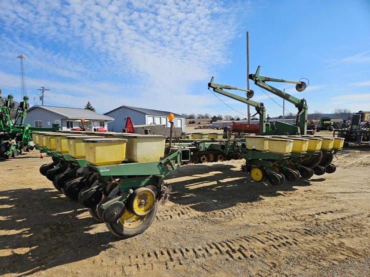 john-deere-7000-image-5