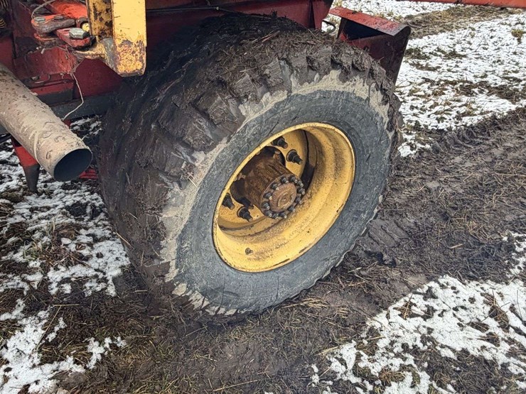 new-holland-1095-image-18