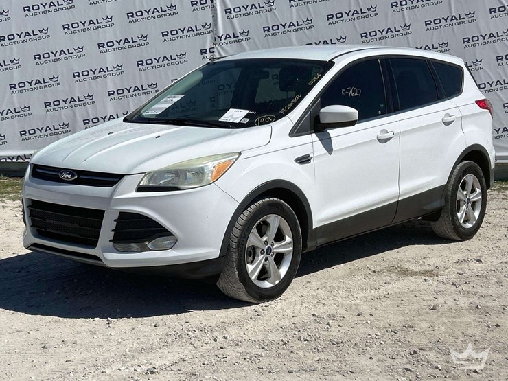 2014-ford-escape-image-1