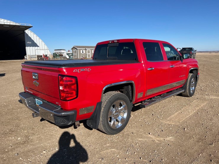 2015-chevrolet-silverado-1500-image-5