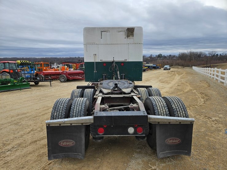 2006-peterbilt-379-image-4