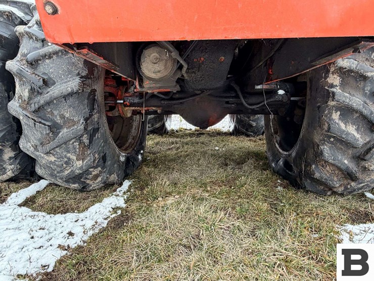 case-2670-tractor-image-30