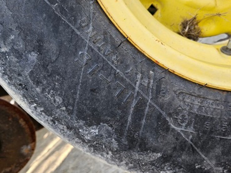 john-deere-750-image-35