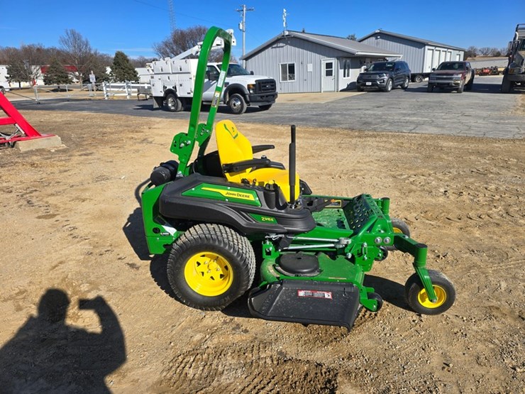 2025-john-deere-z915e-image-6