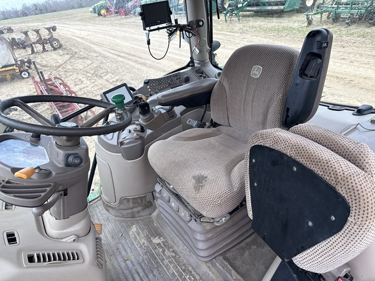 2016-john-deere-6155r-image-12