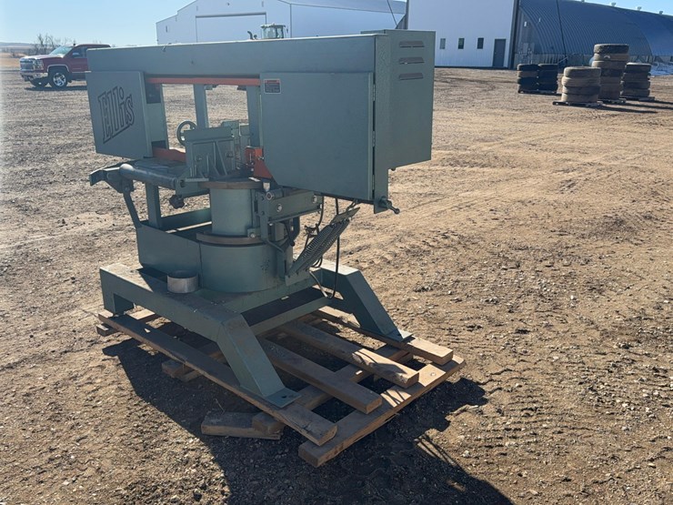 ellis-band-saw-image-4