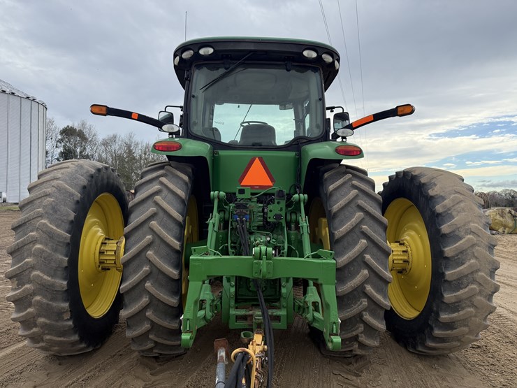 2015-john-deere-8295r-image-9