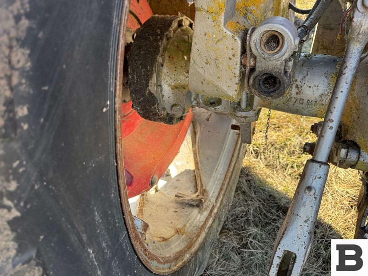 massey-ferguson-180-image-19