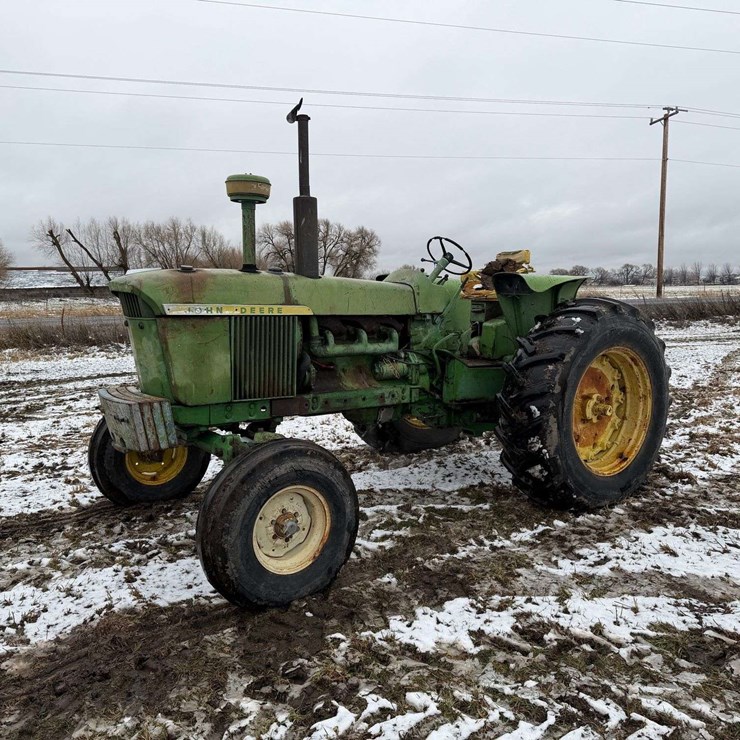 JOHN DEERE 4010