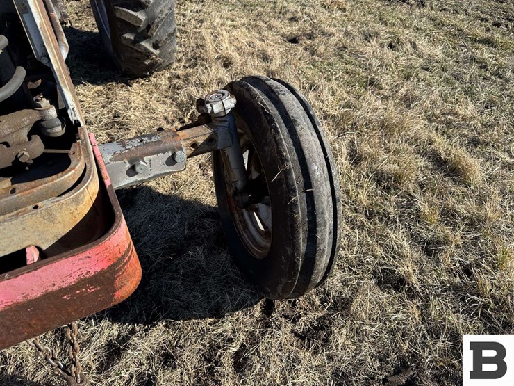massey-ferguson-165-image-11