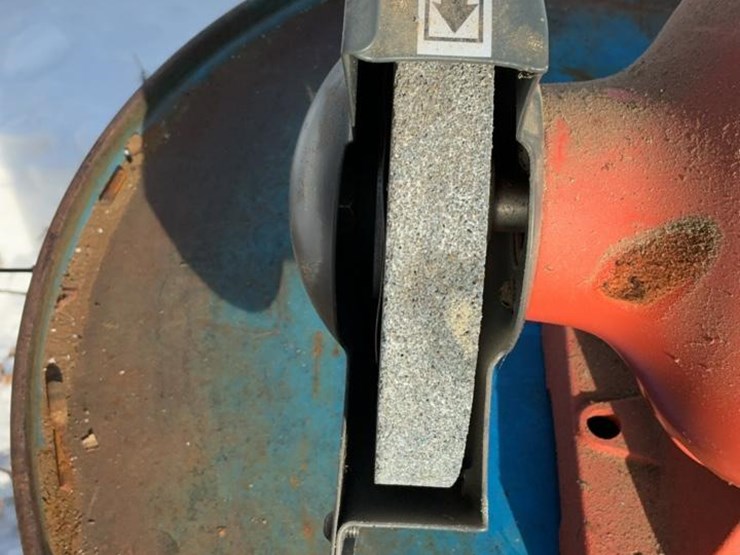 #270-•-central-machinery-6”-bench-grinder-image-12