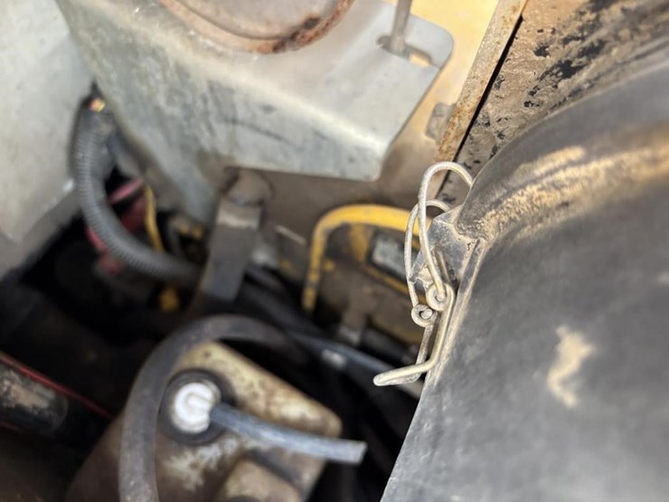 2006-john-deere-322-image-27