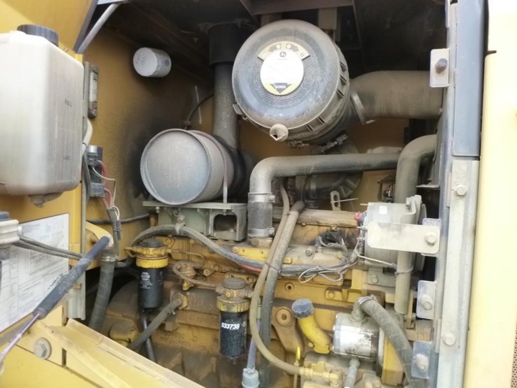 2005-deere-624j-image-31