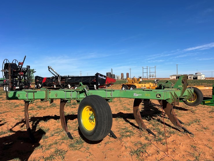 john-deere-915-image-2