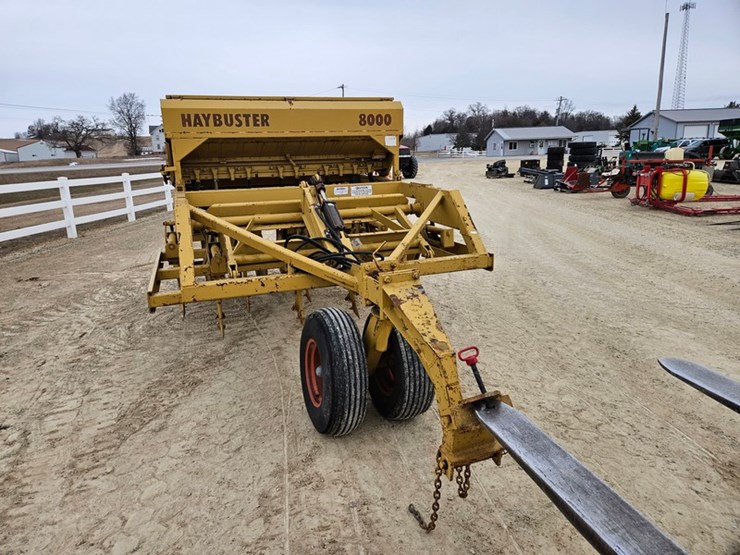 haybuster-8000-image-8
