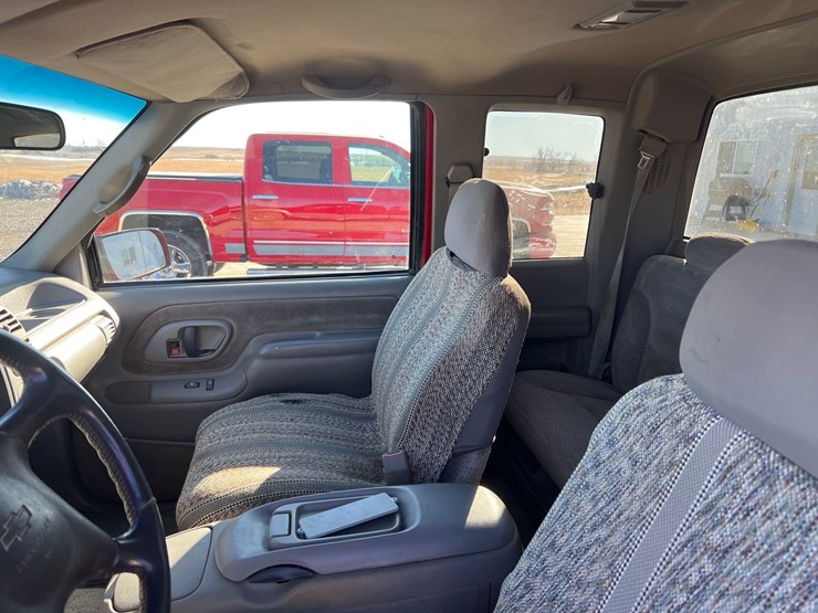 1995-chevrolet-2500-image-11