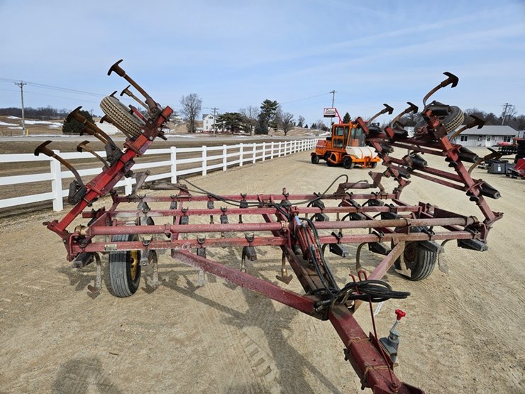 international-22-image-14