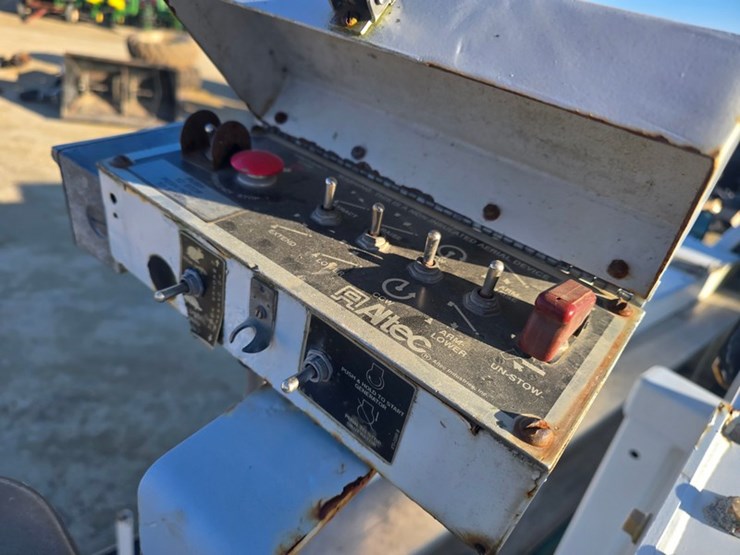 2008-ford-f550-image-24