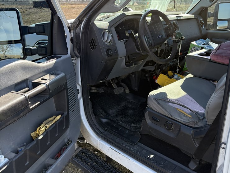 2012-ford-f250-image-8