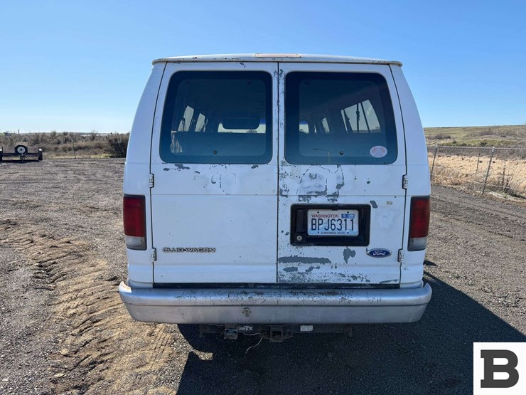 1996-ford-econoline-350-image-4
