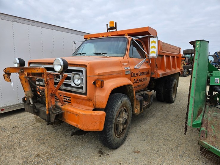 1979-gmc-7000-image-1