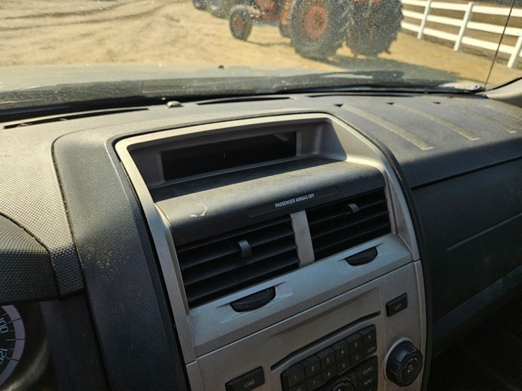 2012-ford-escape-image-31