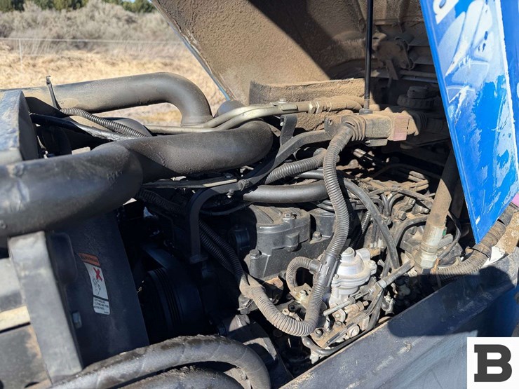 new-holland-t4030f-image-51