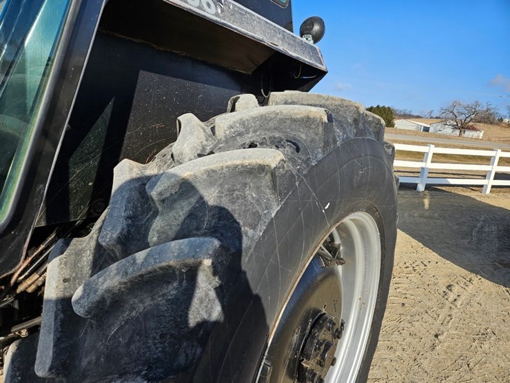 case-ih-2096-image-44