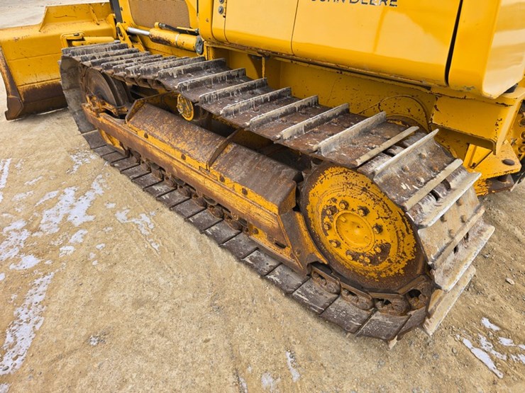 2002-deere-450h-lt-image-17