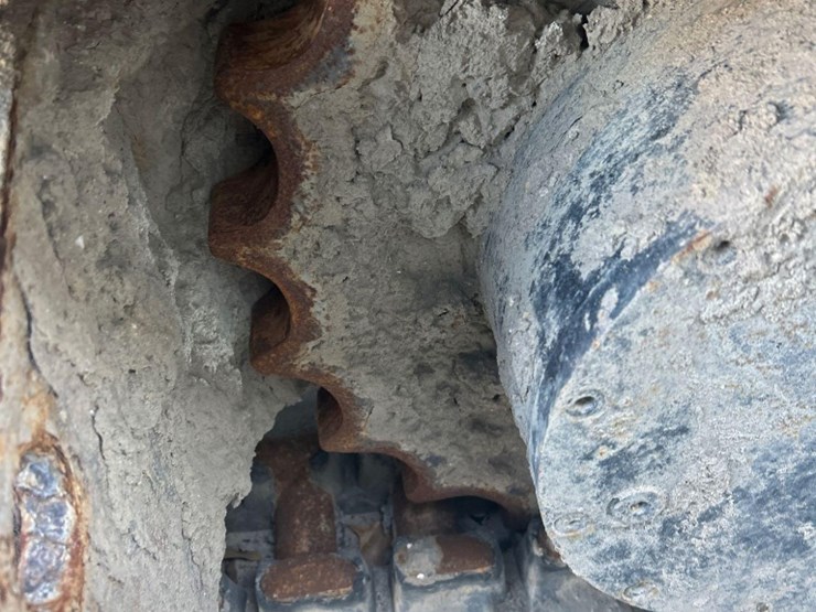 2015-takeuchi-tb1140-image-16