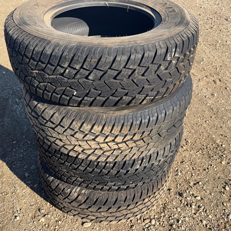Toyo Open Country Tire