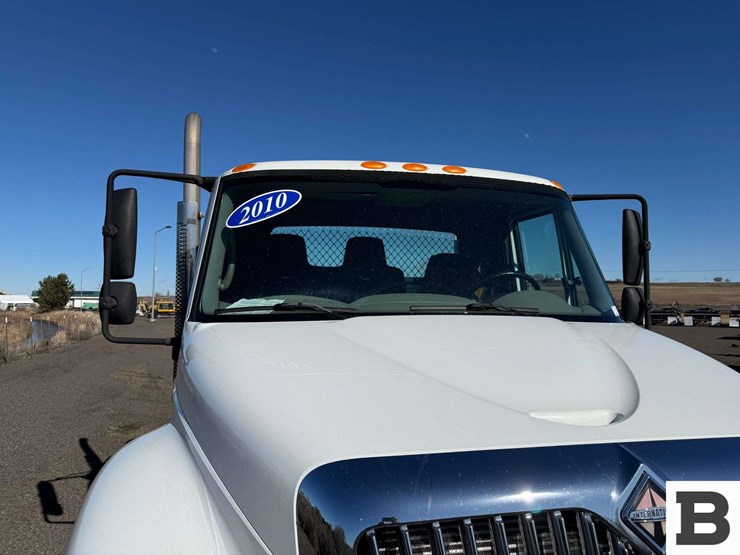 2010-international-durastar-4400-image-9