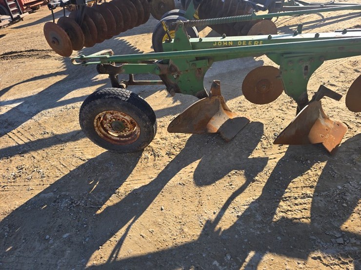 john-deere-14-image-6