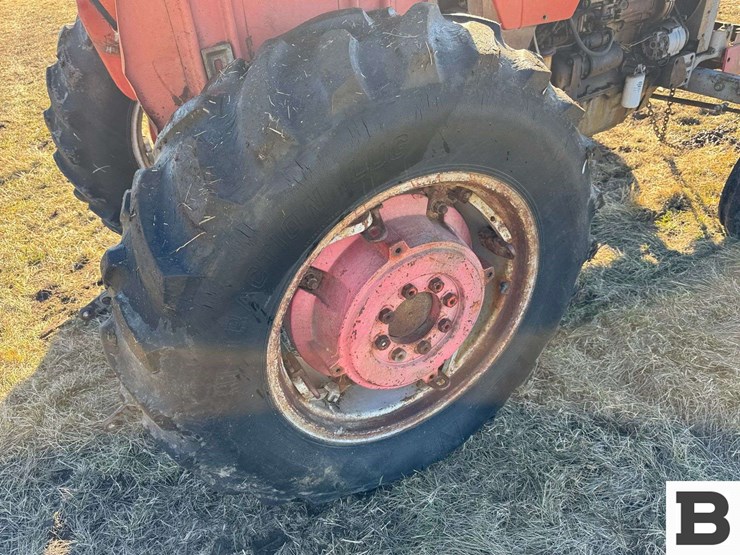massey-ferguson-165-image-22