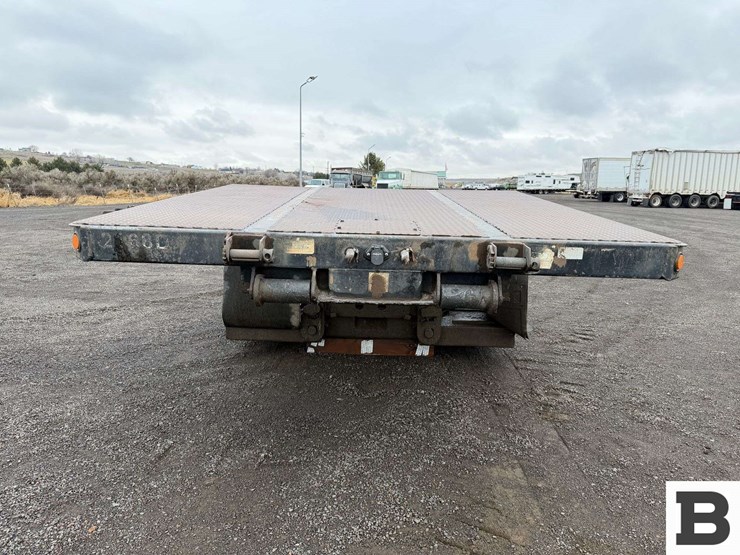 2005-fontaine-low-bed-trailer-image-8