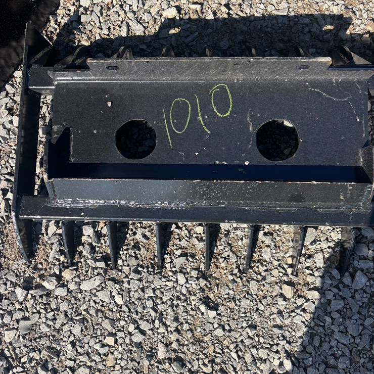 #1010 • Mini Universal Root Rake