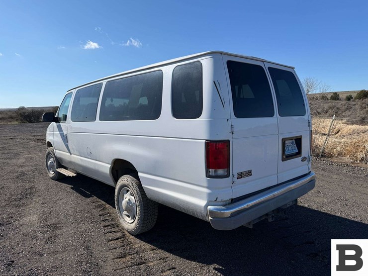 2001-ford-econoline-350-image-4