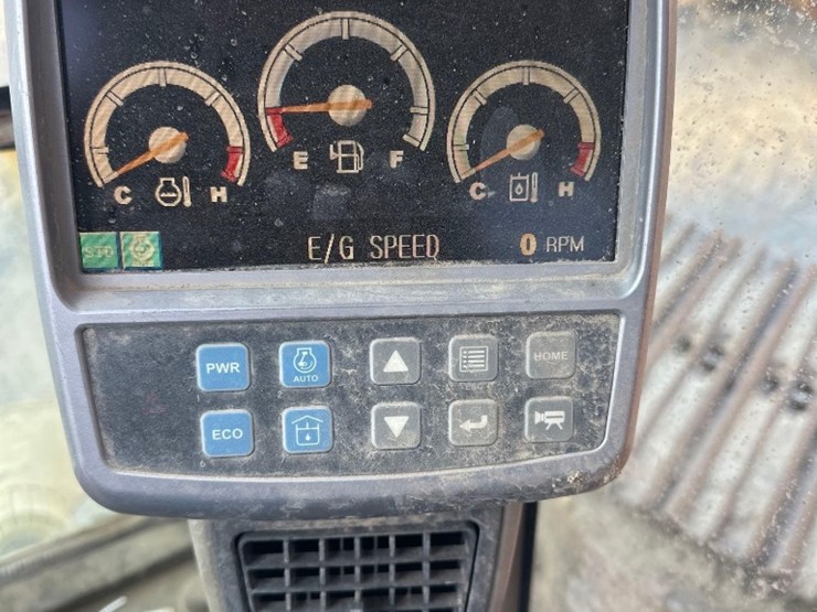 2013-doosan-dx225-lc-image-16