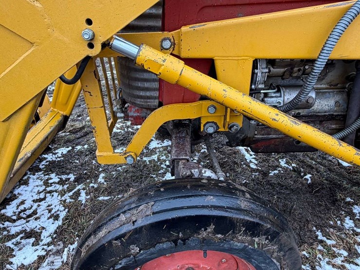 massey-ferguson-65-image-13