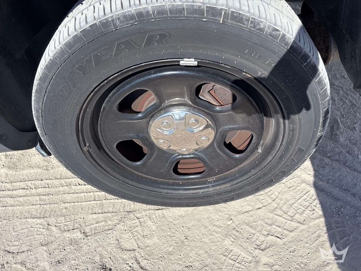 2015-ford-explorer-image-19