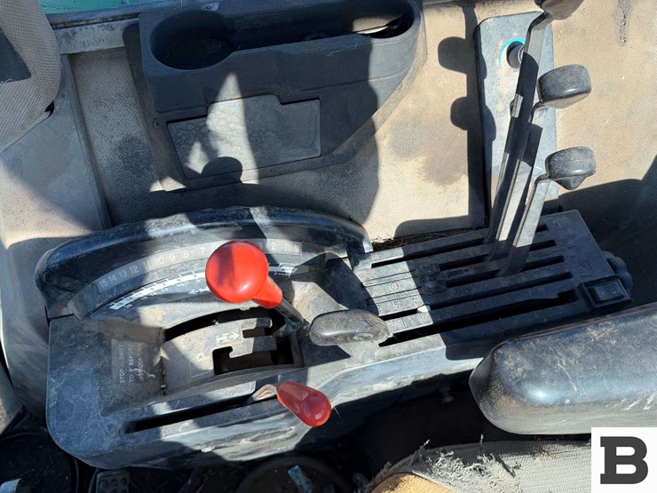 1992-john-deere-4560-image-38