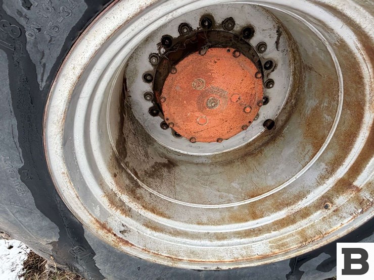 case-2670-tractor-image-15