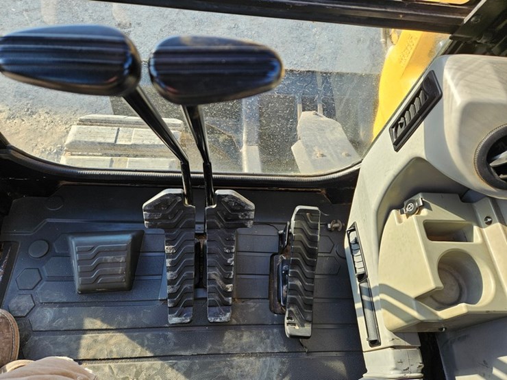 caterpillar-308e-image-29