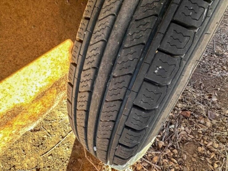 1999-gooseneck-livestock-trailer-image-20